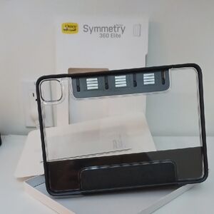 OtterBox Symmetry Series 360 Elite Black Case IPad Pro 11-inch